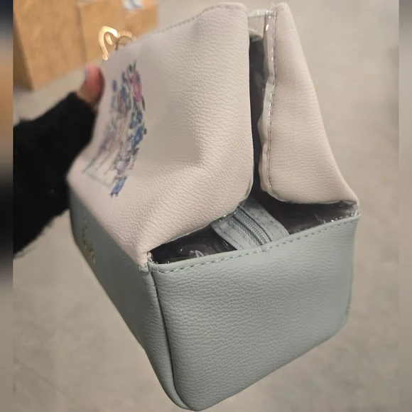 Disney’s Bambi Tri Fold Makeup Bag, Travel, Green, Primark - Picture 6 of 9